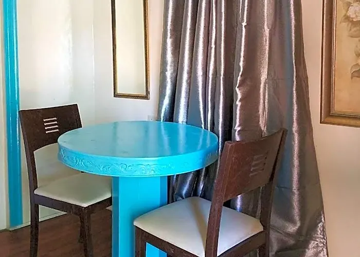 Hotel Reddoorz At Asela A Garden Former Reddoorz Near Gaisano Grand Cordova (Mactan)