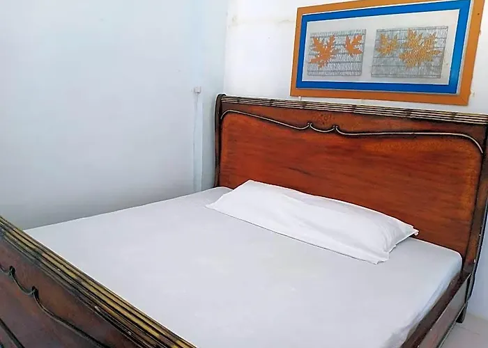 Hotel Reddoorz At Asela A Garden Former Reddoorz Near Gaisano Grand